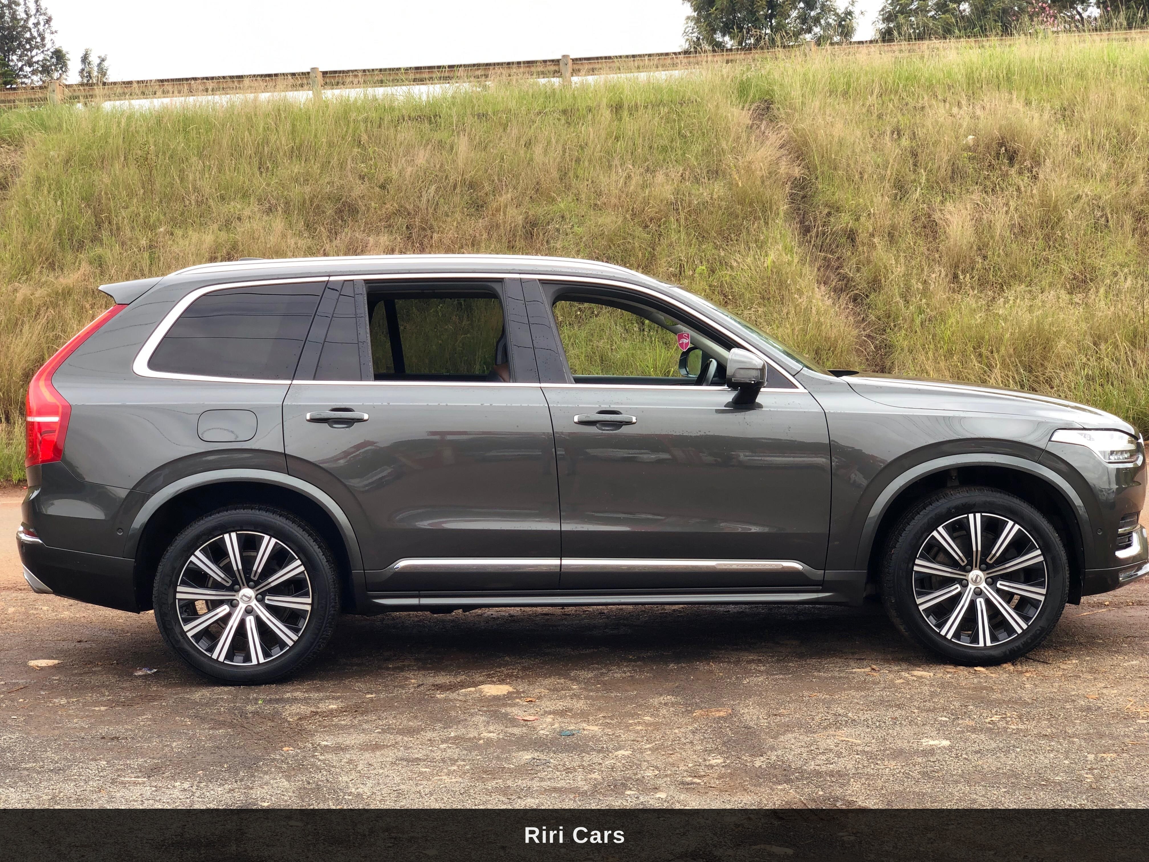 2018 Volvo XC90 Petrol SUV, photo 2
