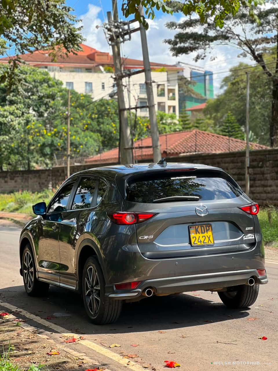 2017 Mazda CX-5 Diesel SUV — photo 8