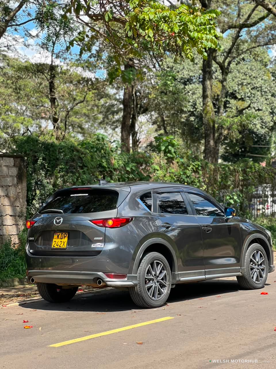 2017 Mazda CX-5 Diesel SUV — photo 7