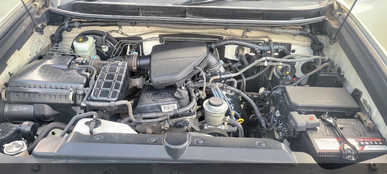 2013 Toyota Land Cruiser TX for Sale Kenya KSh 3.9M thumbnail 7