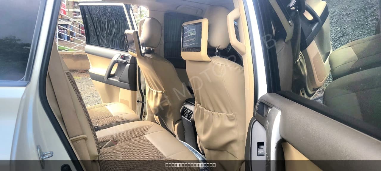 2013 Toyota Land Cruiser TX for Sale Kenya KSh 3.9M photo 14