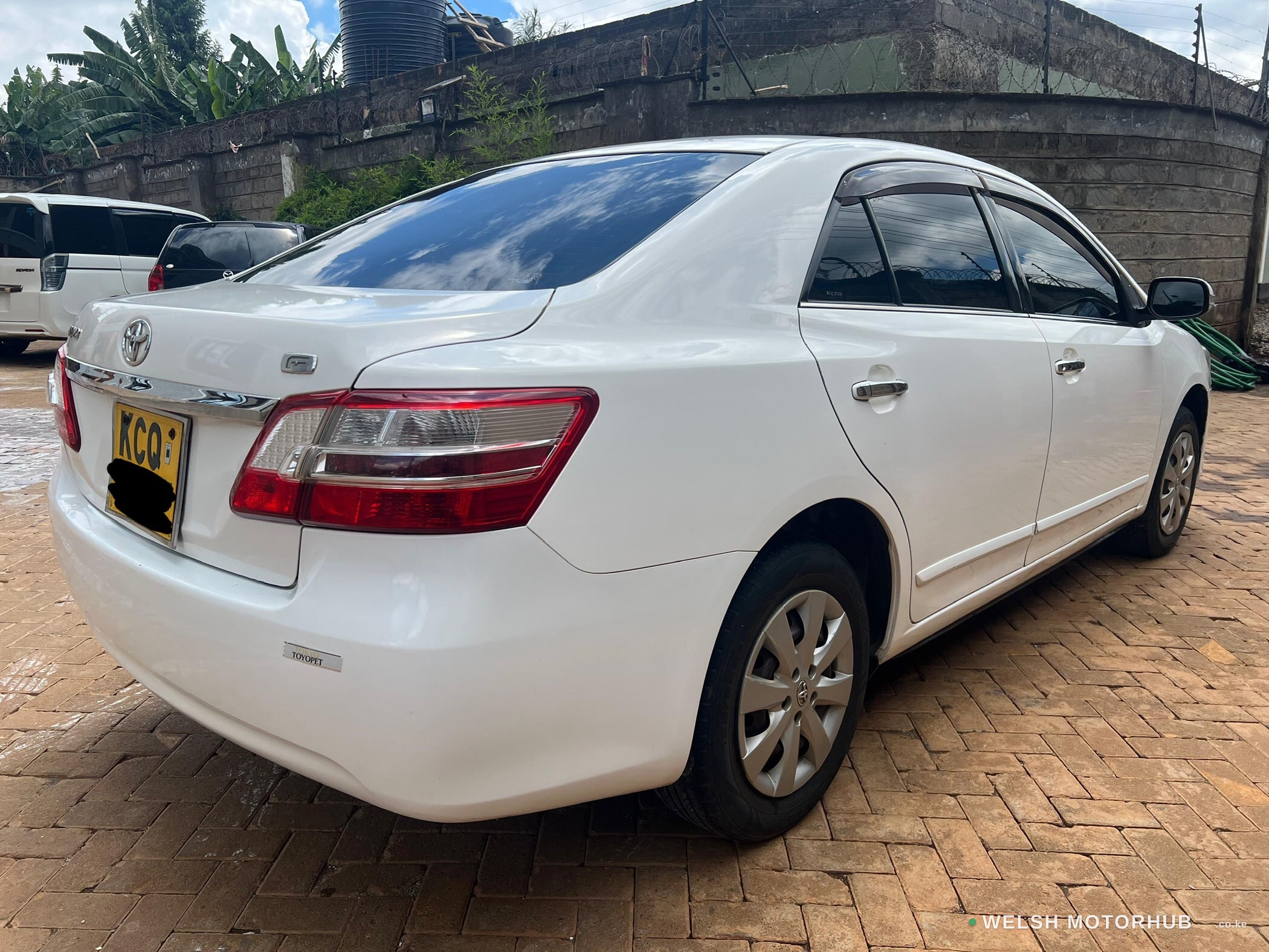 2012 Toyota Premio 260 image 4