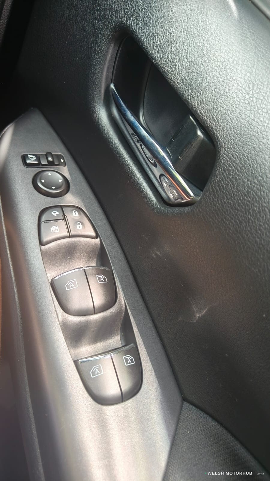 2019 Nissan Serena Petrol Sedan, photo 6