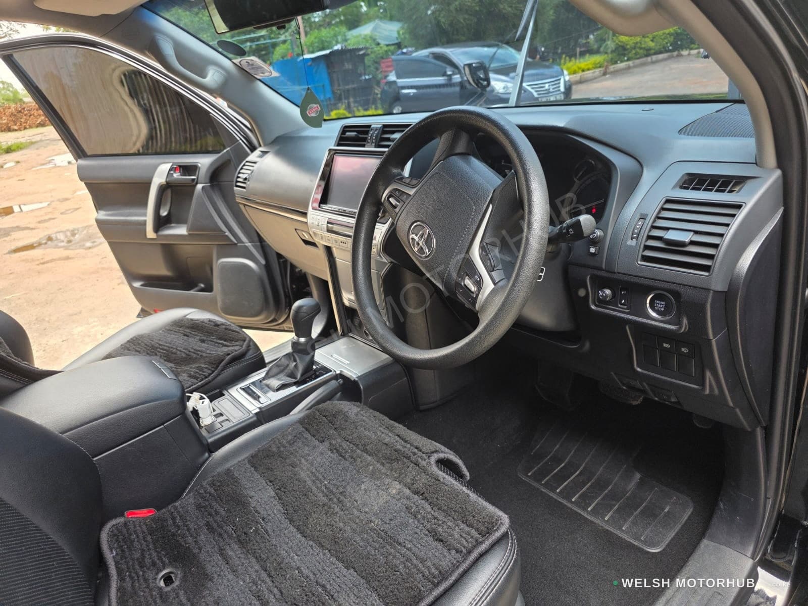 2020 Toyota Tx 2.8L Petrol SUV, photo 2